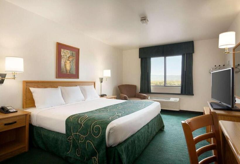 Стандартный Номер Кровать Кинг, Travelodge By Wyndham Milford
