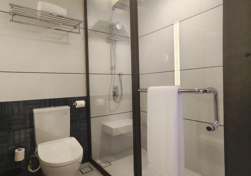 Стандартный Номер Кровать Кинг, Four Points By Sheraton Batam