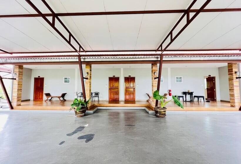 Номер Deluxe, Baan Suan Khun Yaiy