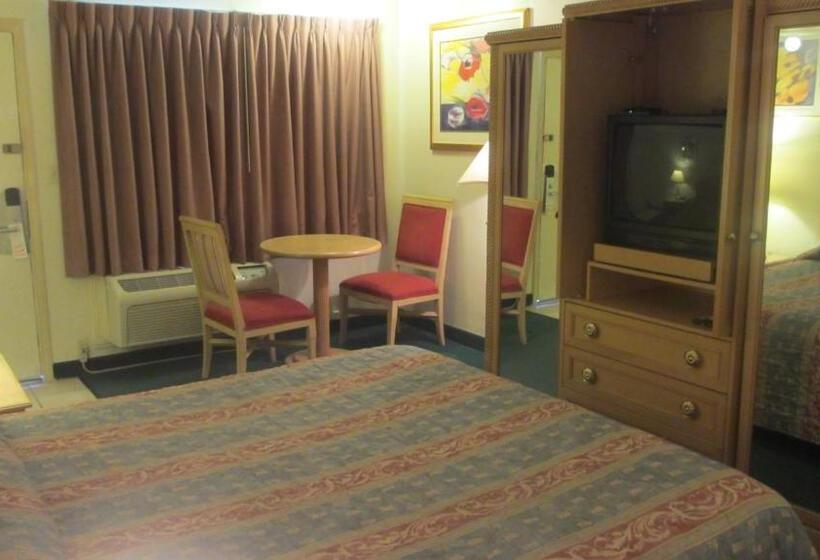 Номер Стандарт, El Rancho Motel Lodi