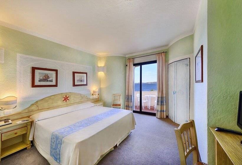 اتاق استاندارد با چشم‌انداز دریا, Grand Hotel Smeraldo Beach