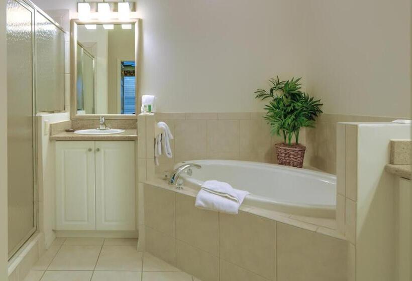 Вилла 2 Спальни, Greenlinks Golf Villas At Lely Resort
