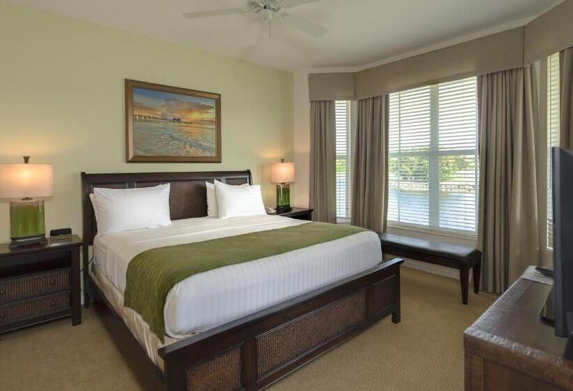 Вилла 3 Спальни, Greenlinks Golf Villas At Lely Resort