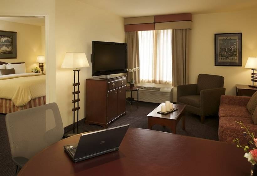 适合残疾人士使用的套间, Larkspur Landing Extended Stay Suites Campbell
