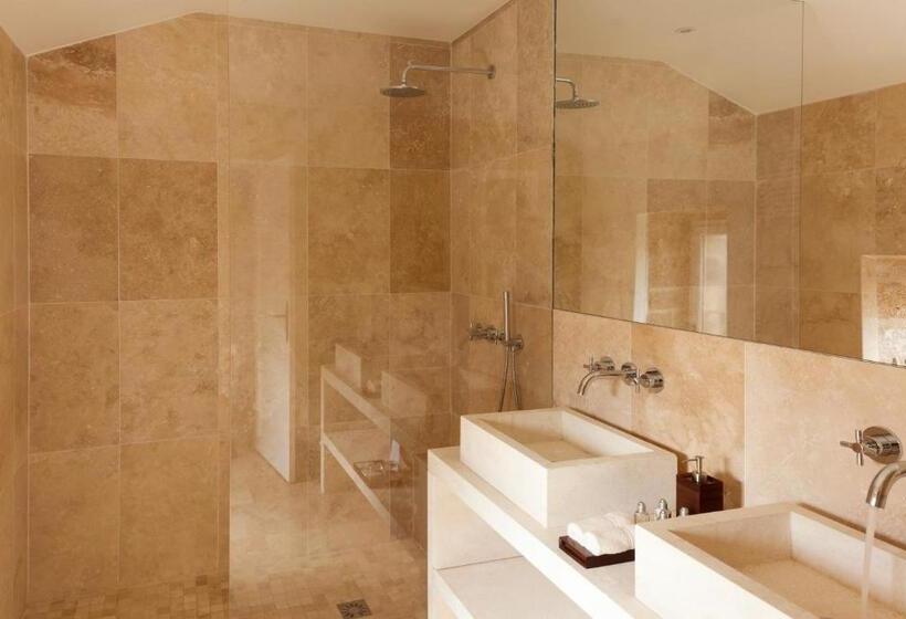 Номер Deluxe, Le Vieux Castillon