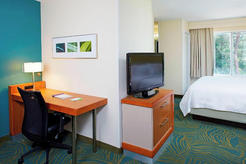 스위트 킹사이즈 침대, Springhill Suites By Marriott Atlanta Six Flags
