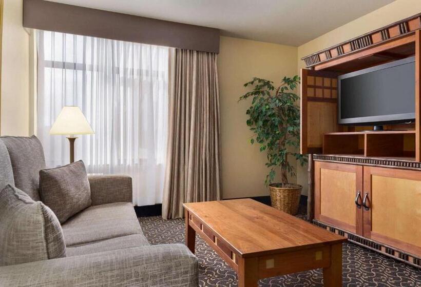 Люкс Executive Кровать Кинг, Wingate By Wyndham Denver Tech Center
