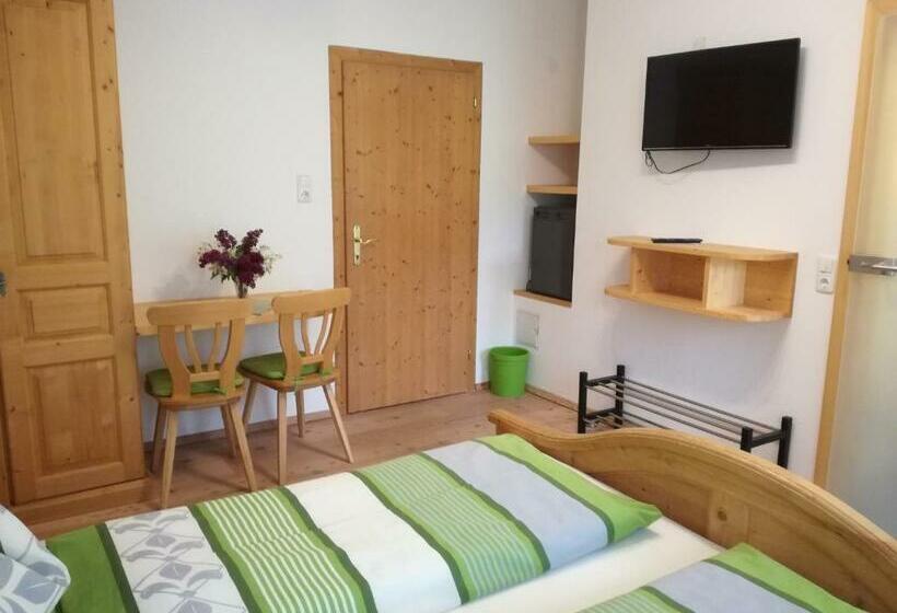Номер Стандарт с Балконом, Bio Bauernhof Moas