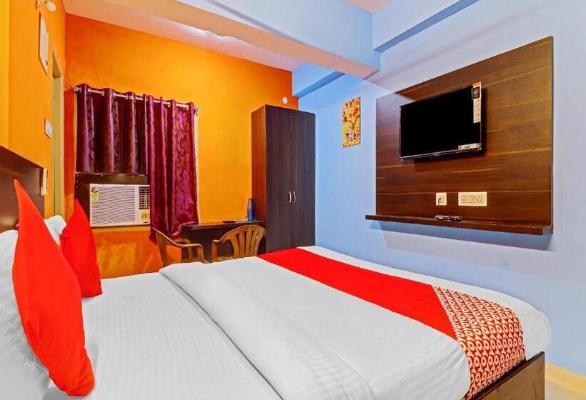 اتاق کلاسیک سه تخته, Super Hotel O Karimnagar