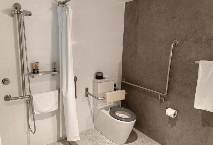 장애인을 위한 킹사이즈 침대 스탠다드 룸, Pasadena Sydney