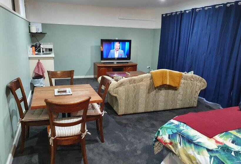 디럭스 트리플 룸, Pecan Hill Bnb