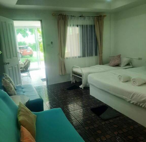 Четырехместный Номер Стандарт, Pon Resort