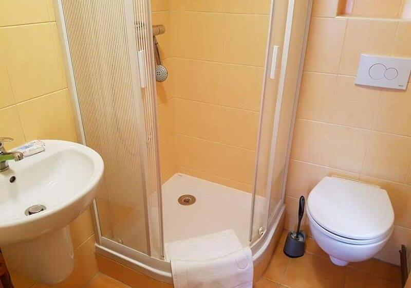 Номер Стандарт Трехместный, Pension Pod Kaštany Srbská Kamenice