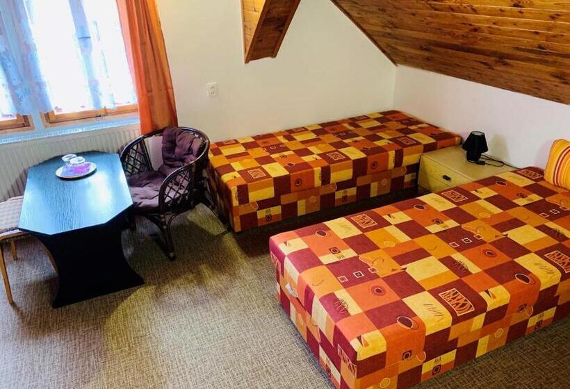 Семейный Номер Совместный Санузел, Pension Pod Kaštany Srbská Kamenice
