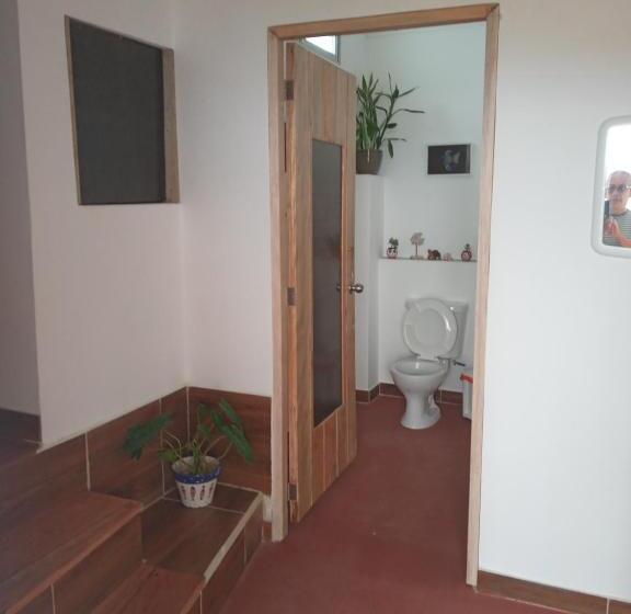 스탠다드 트리플 룸, Hospedaje Algarrobo Machalilla