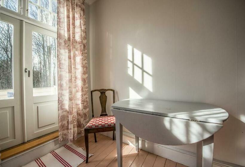 标准间带阳台, Stf Villa Söderåsen B&b