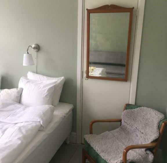 标准间带阳台, Stf Villa Söderåsen B&b