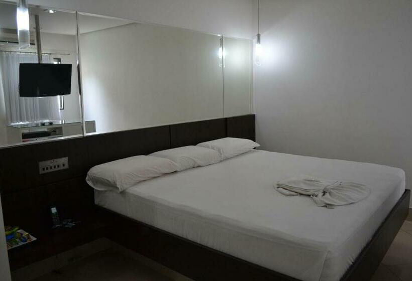 스위트 킹사이즈 침대, Ele E Ela Motel