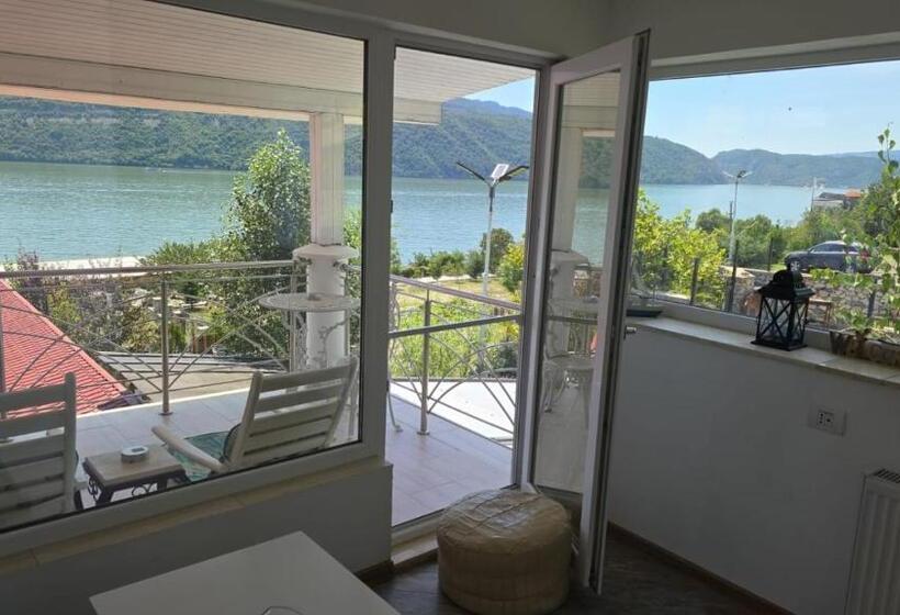 آپارتمان لوکس 2 خوابه, Casa Marina