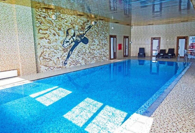 Номер Стандарт Трехместный, Olympic Village