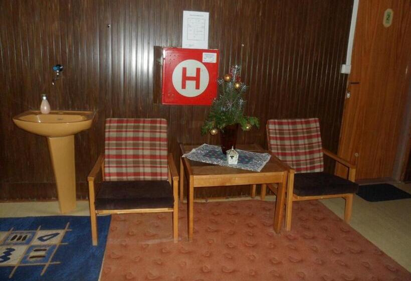 Четырехместный Номер Стандарт, Pension Mikulka