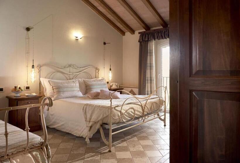 Номер Superior, Tenuta Montemagno Relais & Wines