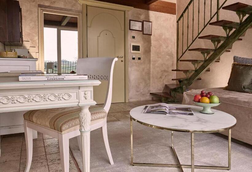 Полулюкс, Tenuta Montemagno Relais & Wines