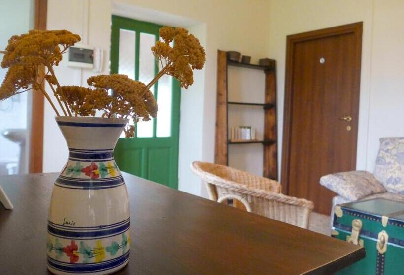 Четырехместный Номер Стандарт, Agriturismo La Fucina