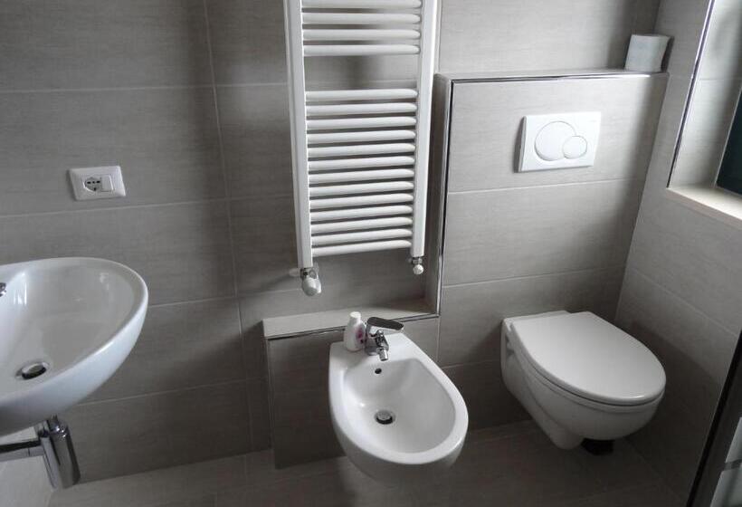 Номер Стандарт Трехместный, Affittacamere Rooms Di Matteo