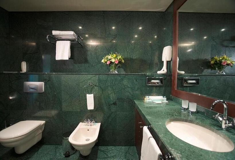 Люкс Кровать Кинг, Grand Hotel Sofia