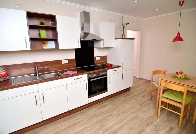 Трехместный Номер Комфорт, Pension / Ferienwohnungen Scheid