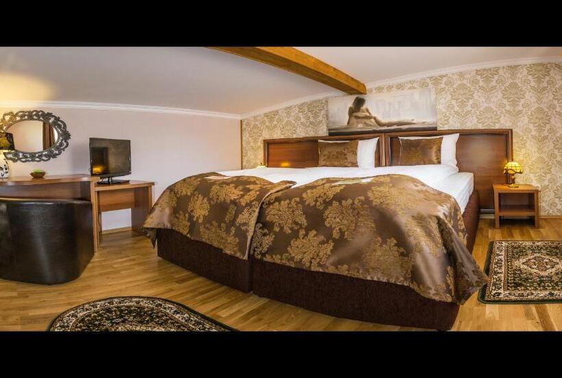 Люкс Дюплекс, Bulevard Sighisoara