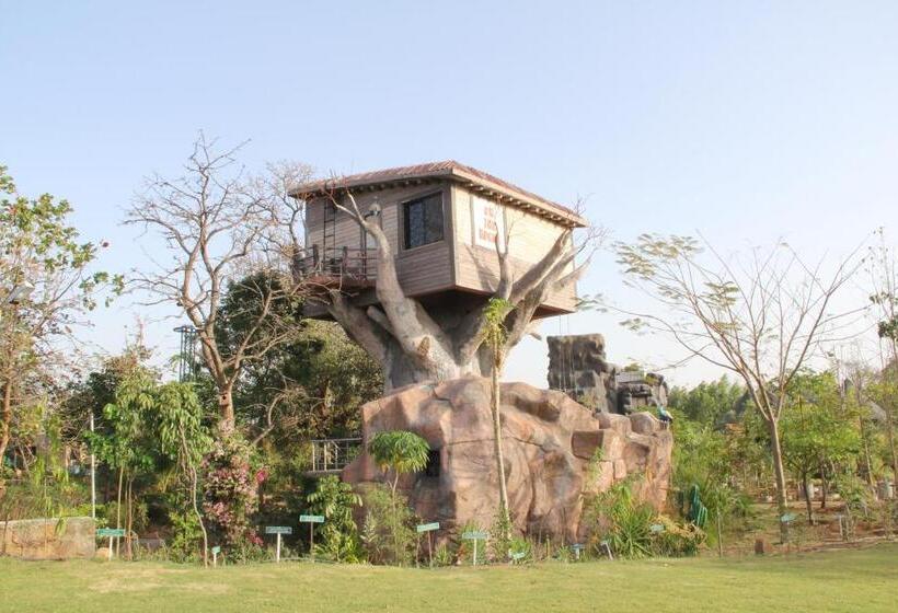 Дом 1 Спальня, Tathastu Pench
