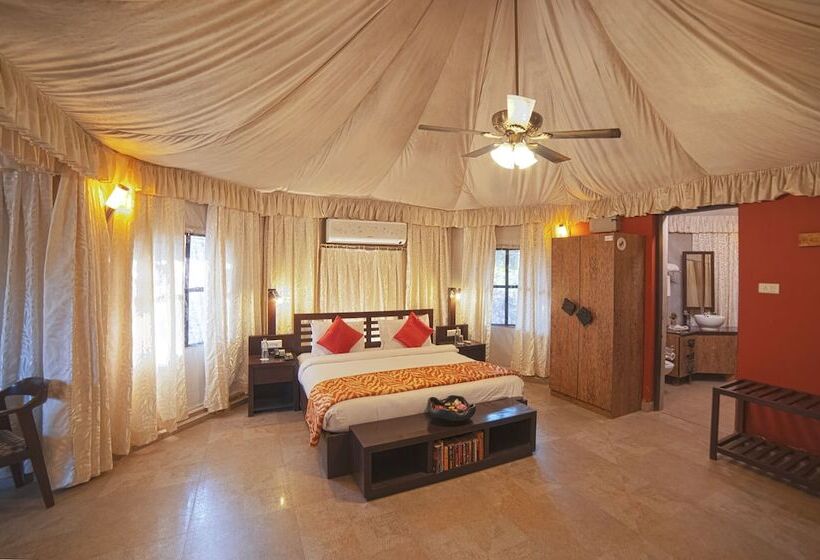 Deluxe Tent, Tathastu Pench