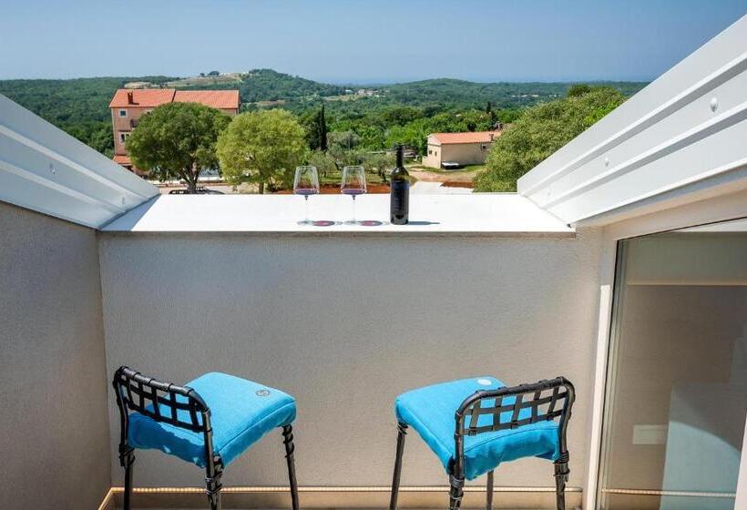 带阳台的豪华间, Relais And Wine San Tommaso