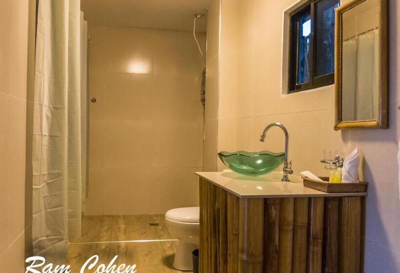 Номер Deluxe Вид на Море, Lavanya Beach And Dive Resort