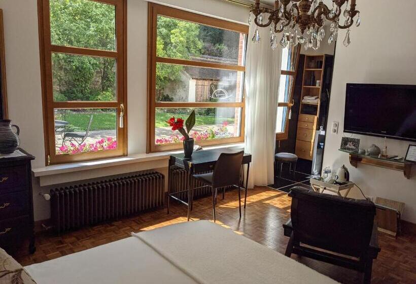 장애인을 위한 킹사이즈 침대 스탠다드 룸, La Closerie