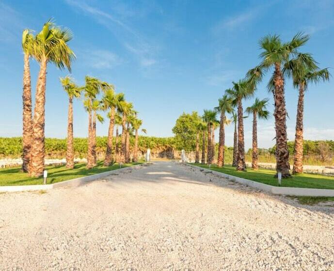 Номер Стандарт Вид на Озеро, Agriturismo Masseria Cannella
