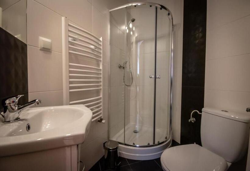 Семейный Номер, Podhalanski Dworek Z Jacuzzi