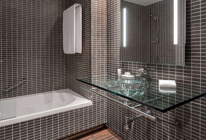 Номер Стандарт, Ac Hotel San Sebastián De Los Reyes By Marriott