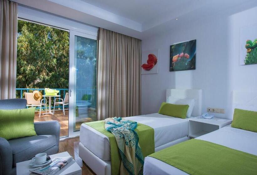 수피리어 패밀리 룸, Fodele Beach Water Park Resort