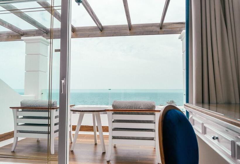 اتاق سوپریور با چشم‌انداز دریا, Minos Imperial Luxury Beach Resort & Spa Milatos