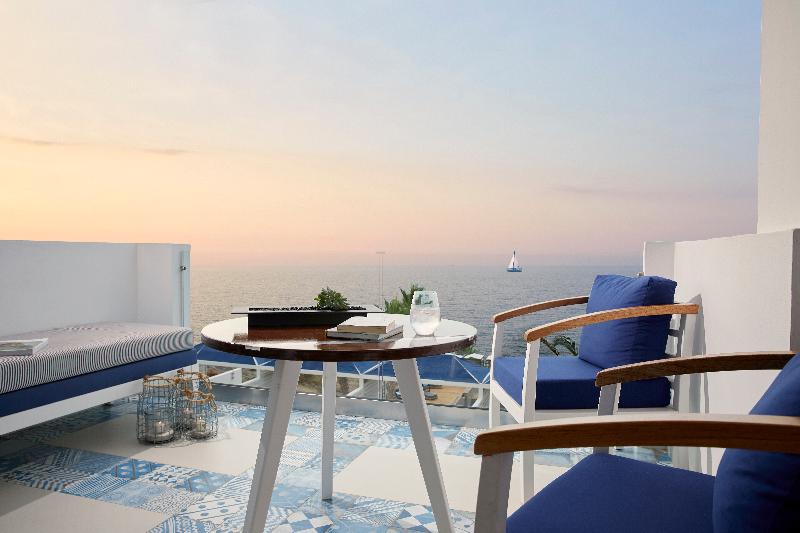 سوییت با چشم‌انداز دریا, Minos Imperial Luxury Beach Resort & Spa Milatos