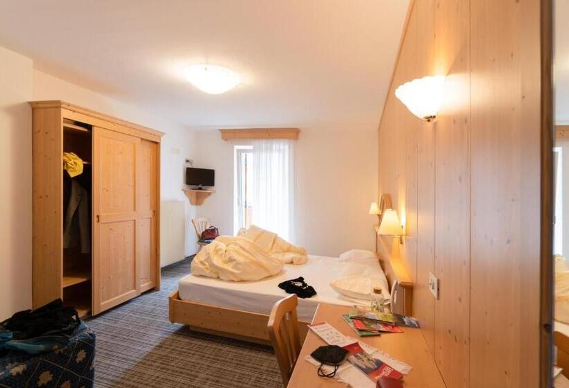 스탠다드 룸, Albergo Canazei
