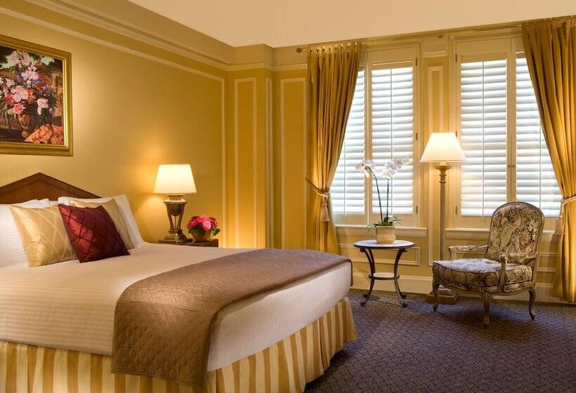 اتاق کلاب, The Biltmore Los Angeles