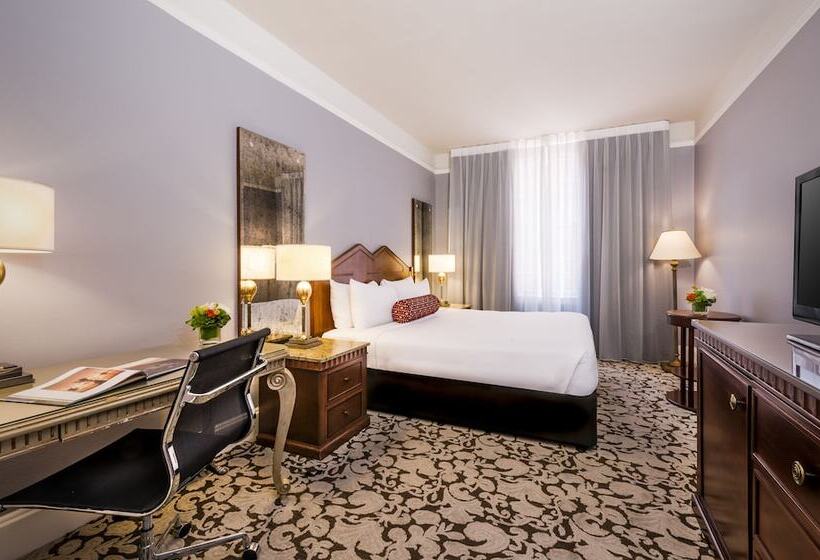 חדר אקזקיוטיב, The Biltmore Los Angeles