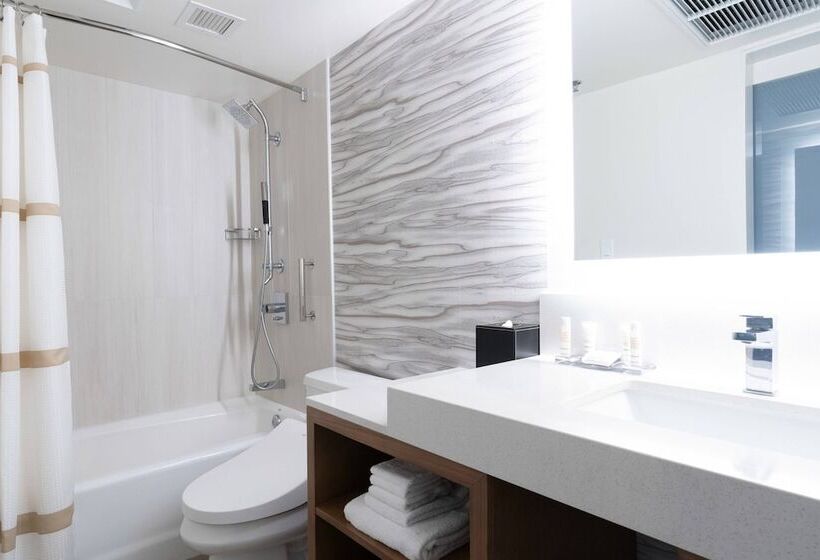 اتاق استاندارد با 2 تخت دوبل, Waikiki Beach Marriott Resort & Spa