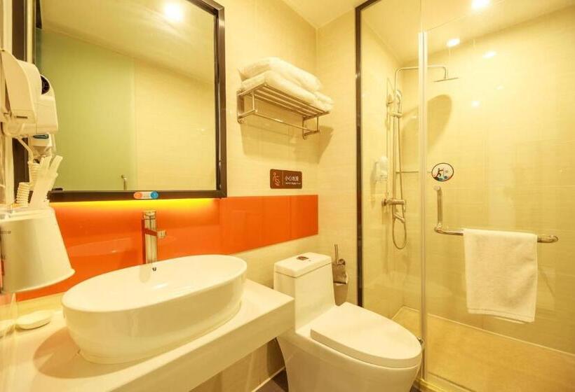 Номер Superior Кровать Кинг, 7days Premium Chengdu East Railway Station Subway Station Branch