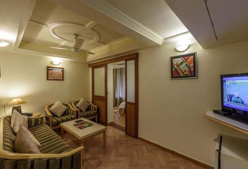 豪华套房, Comfort Inn President Near Ahmedabad Junction Station