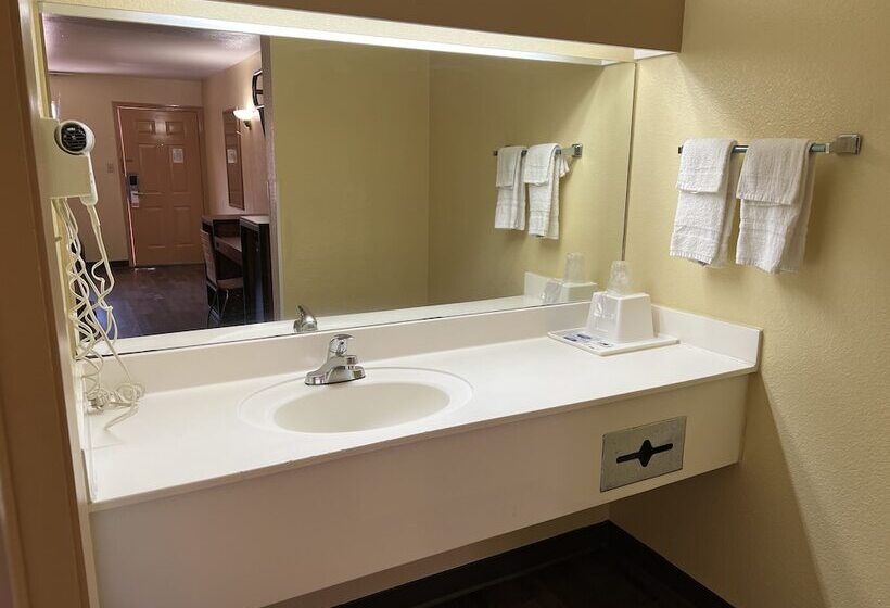 Номер Стандарт, Executive Inn & Suites Lackland Afb